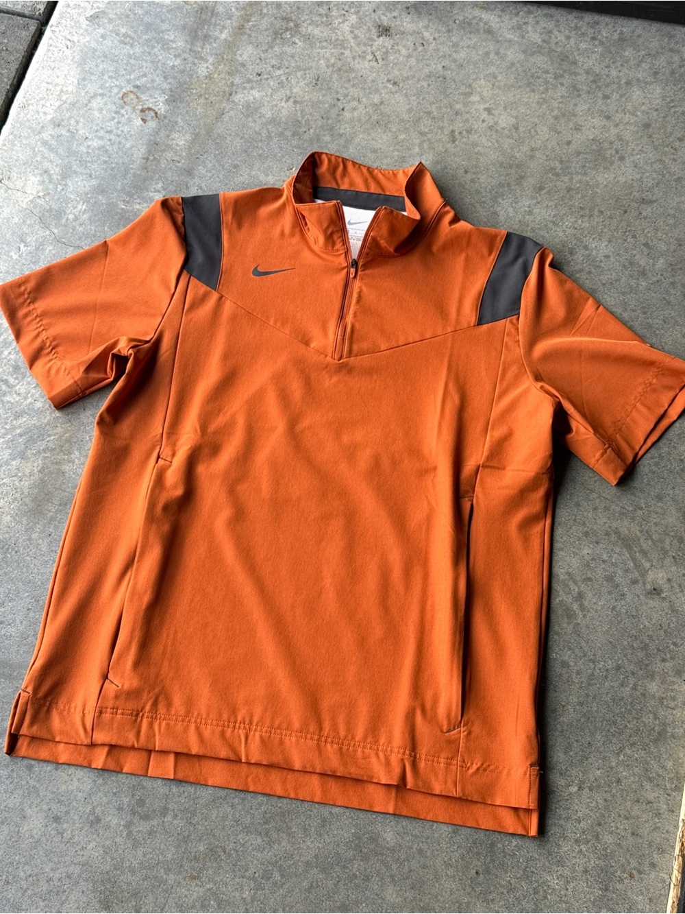 Nike Quarter-Zip Coaches Short-Sleeve Shirt, men’s medium